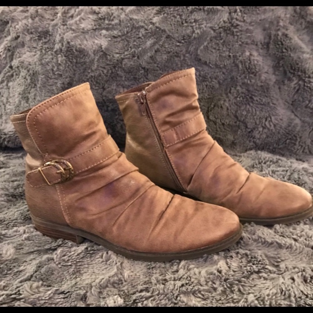 Baretraps Women’s Boots
